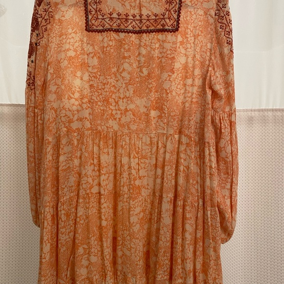 Gorgeous boho Anthropologie Claudia embroidered babydoll tunic - Picture 4 of 10